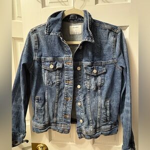 Dark denim fitted jean jacket
